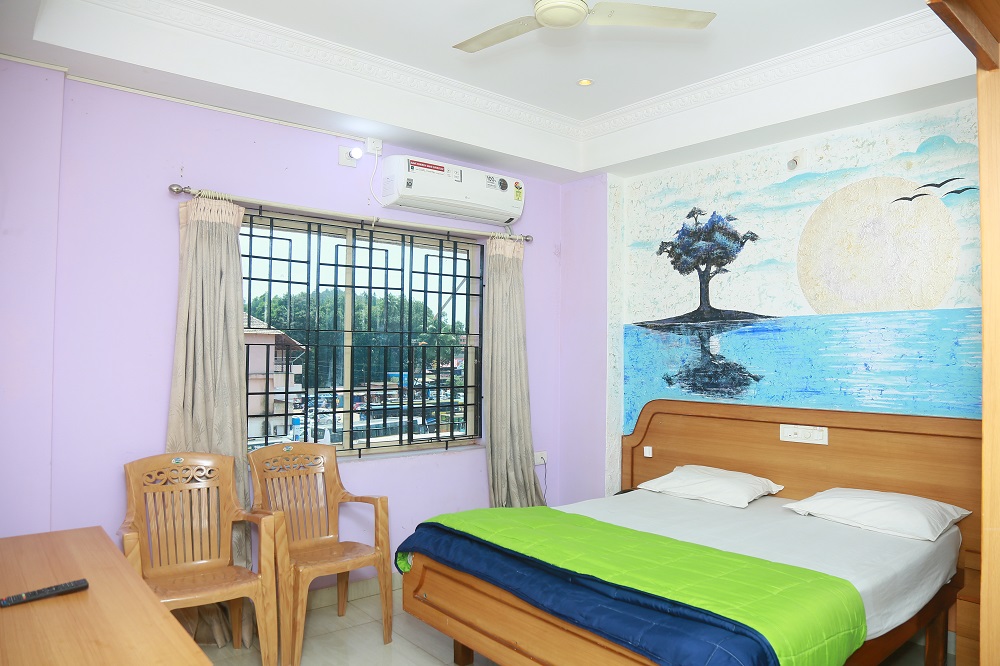 Soundarya palace kateel Double bed Room A/c